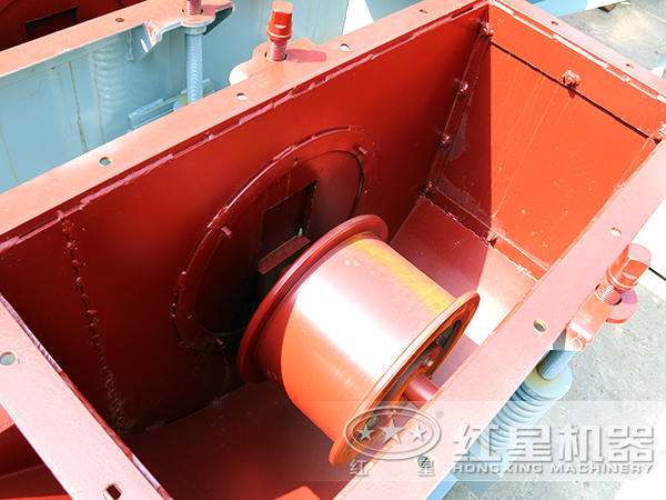 小型錘式破碎機結(jié)構(gòu)