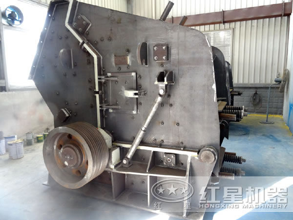 1007反擊式破碎機外部框架圖
