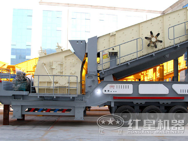 移動(dòng)式石頭破碎機(jī)圖